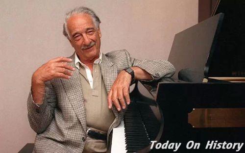 1909年1月3日丹麦钢琴家、幽默作家维托·埔柱出生(2025-1-3已更新)