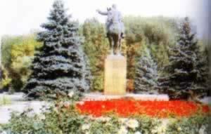 我国与吉尔吉斯斯坦建立外交关系