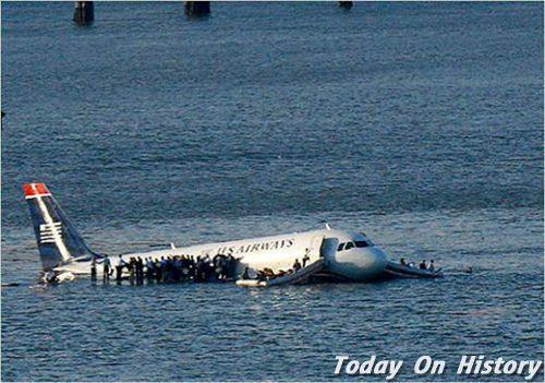 2009年1月15日“哈德逊河迫降事件”  机上人员全数获救(2025-1-15已更新)