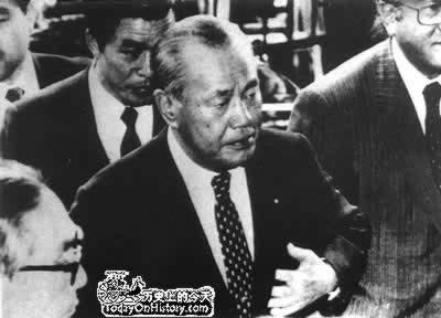 1976年2月6日日本洛克希德贿赂案败露，前首相田中角荣被判刑(2025-2-6已更新)