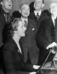 1975年2月11日玛格丽特·撒切尔成为英保守党第一位女领袖(2025-2-11已更新)