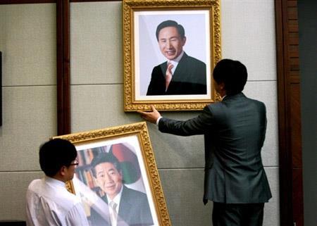 2008年2月25日李明博正式宣誓就任第17届韩国总统(2025-2-25已更新)