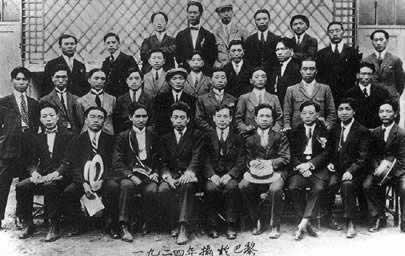 1921年2月27日周恩来、李富春等在巴黎成立中国少年共产党(2025-2-27已更新)