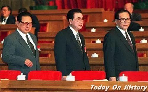 1995年3月5日八届全国人大三次会议在北京举行(2025-3-5已更新)