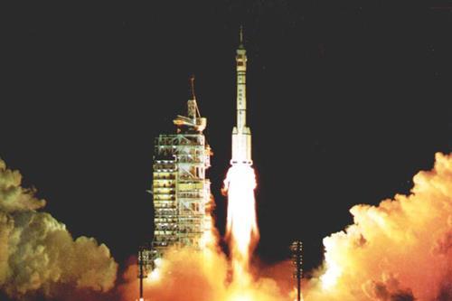 2002年3月25日“神舟”三号飞船发射成功并进入预定轨道(2025-3-25已更新)