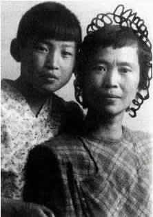 毛泽东的夫人贺子珍逝世