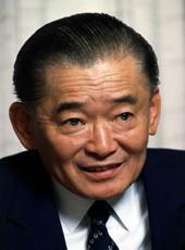 1989年4月25日日本内阁总理大臣竹下登因贿赂案丑闻辞职(2025-4-25已更新)