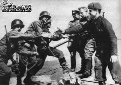 1945年4月25日盟军与苏军在德国易北河会师(2024-4-25已更新)