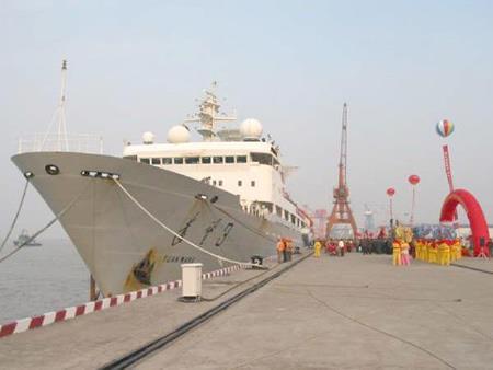 1995年4月27日我国新一代航天远洋测量船建成下水(2025-4-27已更新)