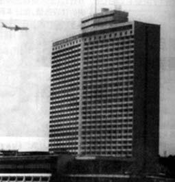 1986年5月3日王锡爵驾机回大陆定居(2024-5-3已更新)