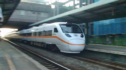 2007年5月8日台湾第一辆倾斜式列车太鲁阁号首航(2024-5-8已更新)