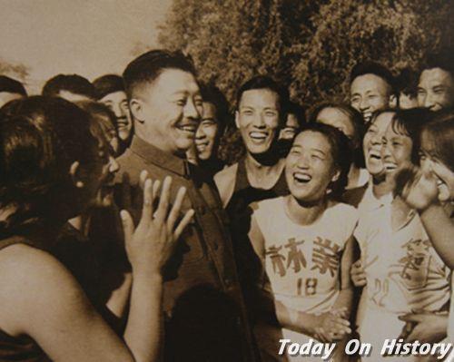 1955年10月2日第一届全国工人运动会在北京隆重开幕(2024-10-2已更新)
