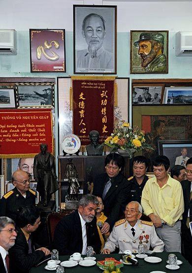 越南党政军领导人武元甲去世