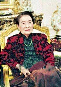 宋美龄女士逝世