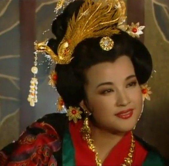 1955年10月30日中国电影演员刘晓庆出生(2024-10-30已更新)