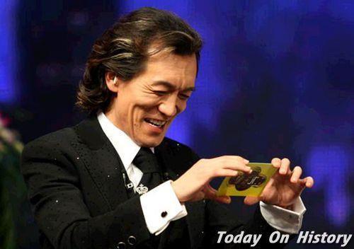 2008年11月1日中央电视台著名访谈节目《咏乐汇》开播(2025-11-1已更新)