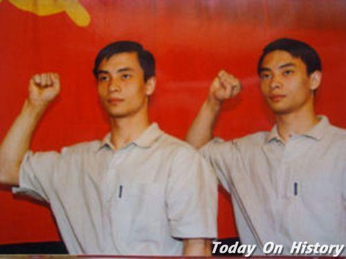 1973年11月1日著名体操运动员李大双、李小双出生(2024-11-1已更新)