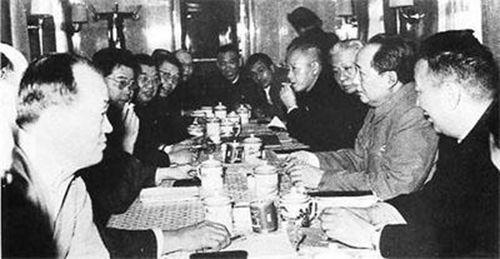 1958年11月2日毛泽东召开第一次郑州会议(2024-11-2已更新)