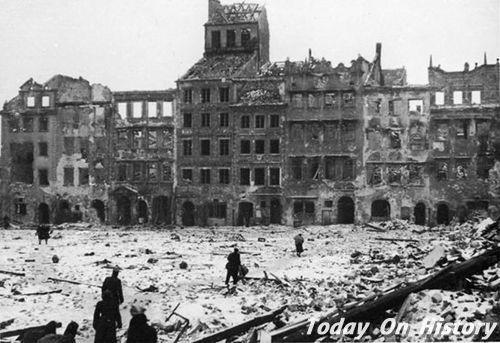 1918年11月11日约瑟夫·毕苏茨基进军华沙、波兰独立(2024-11-11已更新)