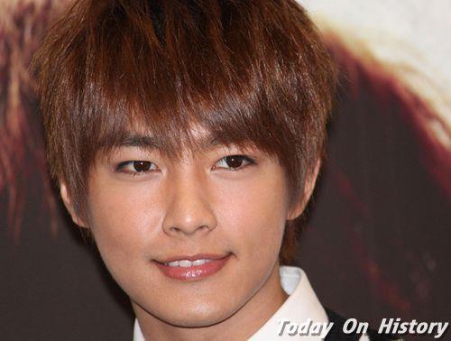 1985年11月20日中国台湾男歌手、演员炎亚纶出生于台北市(2024-11-20已更新)
