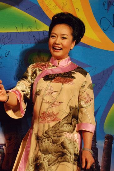1962年11月20日国家主席习近平的夫人彭丽媛出生(2024-11-20已更新)