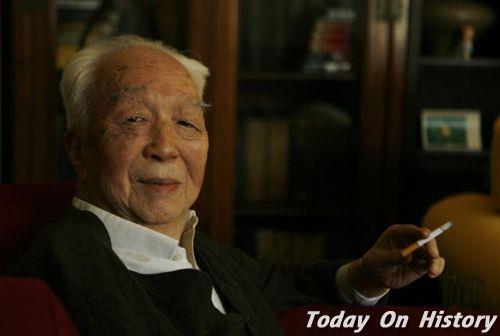 2009年11月23日著名翻译家、外国文学研究专家杨宪益去世(2024-11-23已更新)