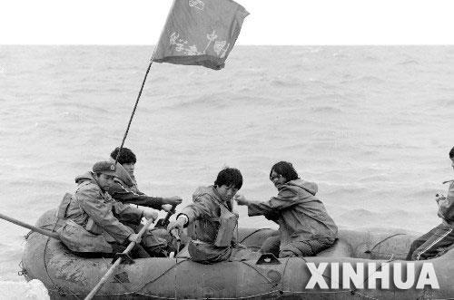 1986年11月25日中国长江科考漂流队征服长江(2024-11-25已更新)
