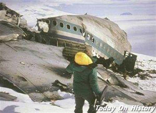 1979年11月28日新西兰航空901号班机撞山坠毁 257人罹难(2024-11-28已更新)