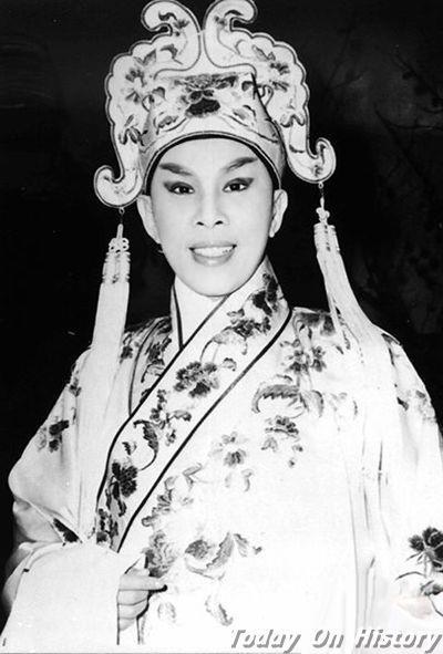 1989年11月29日香港著名粤剧演员任剑辉逝世(2024-11-29已更新)