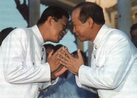 1998年11月30日柬埔寨王国联合政府成立(2025-11-30已更新)