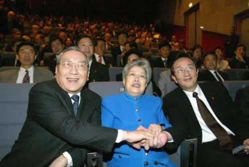 2002年12月3日我国获得2010年世博会举办权(2024-12-3已更新)