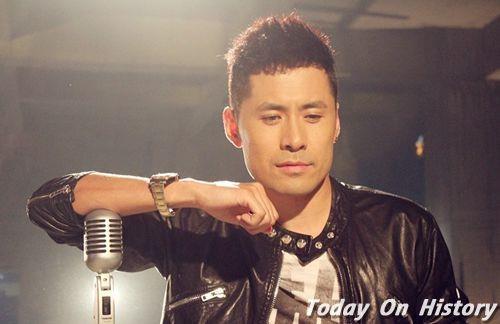 中国男歌手黄征出生于北京市