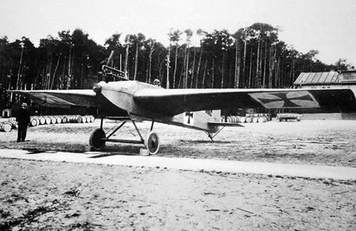 1915年12月12日首架金属飞机首次试飞(2024-12-12已更新)