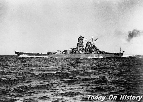 世界最大战列舰“大和号”正式竣工服役