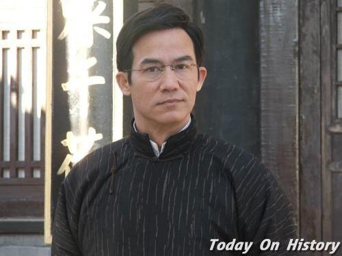 1959年12月19日香港艺人李子雄出生(2025-12-19已更新)