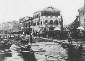 中葡两国政府澳门政权交接仪式隆重举行