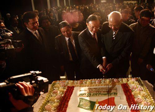 2003年12月22日庆祝中国和阿拉伯国家联盟建立关系10周年招待会举行(2024-12-22已更新)