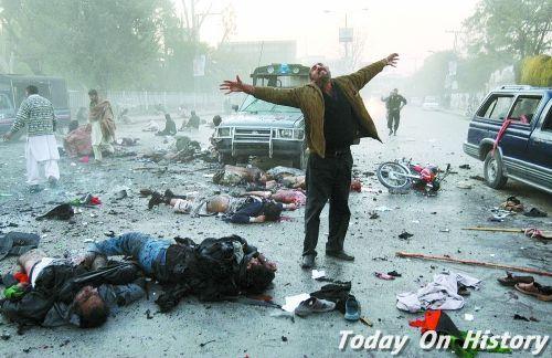 巴基斯坦前女总理贝·布托遇刺身亡