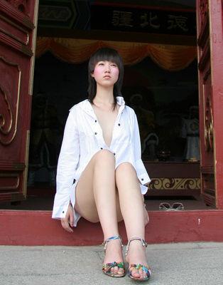 模特张筱雨出生