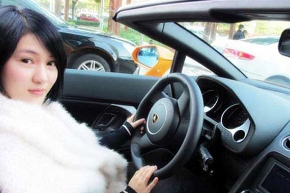 郭美美事件