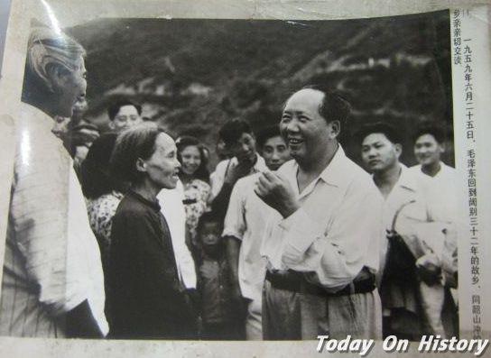 1959年6月25日毛泽东回到阔别32年的故乡韶山冲(2025-6-25已更新)