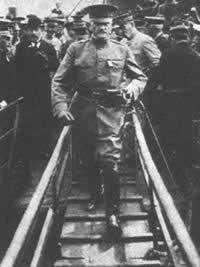 1917年6月27日潘兴率美军在法国登陆(2025-6-27已更新)