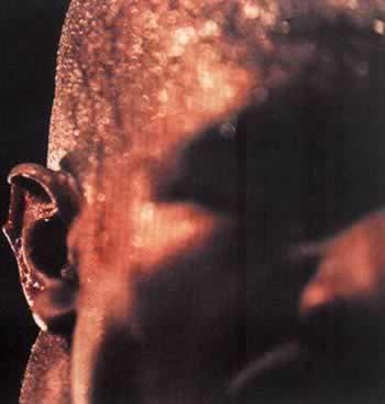 1997年6月28日拳王泰森在拳击比赛中咬人被剥夺世界排名(2024-6-28已更新)