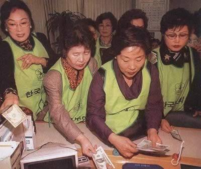 1997年7月2日泰币实行浮动汇率制，亚洲金融危机开始(2025-7-2已更新)