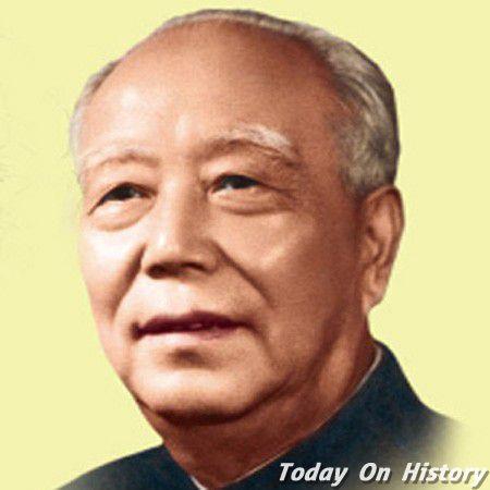 2015年7月15日全国人大原委员长万里逝世(2024-7-15已更新)