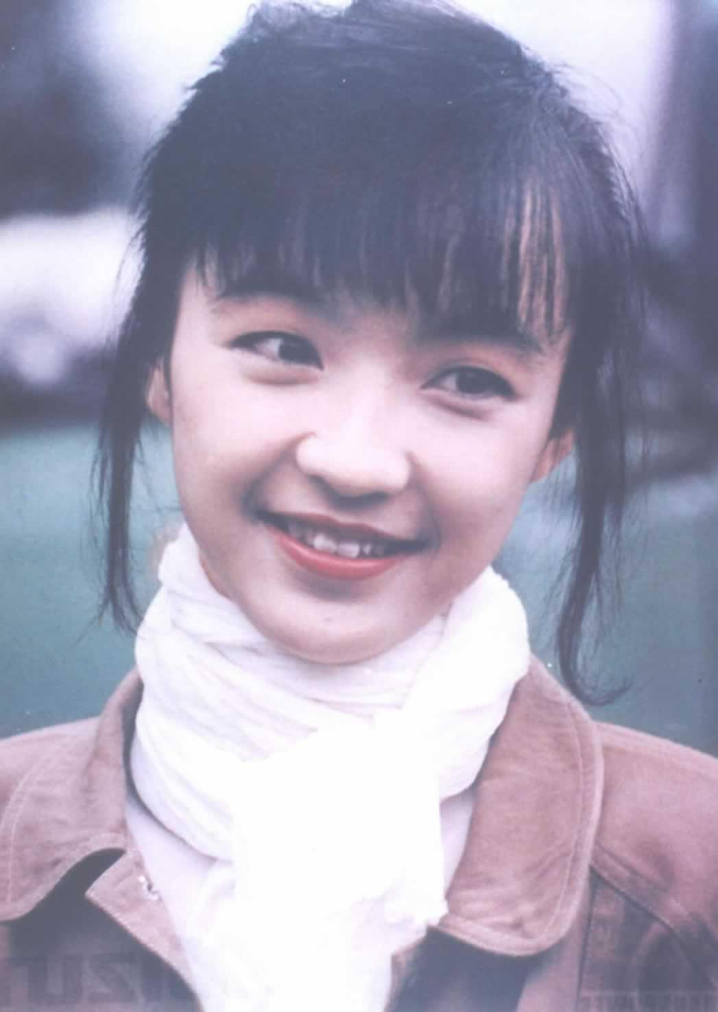 香港著名女歌手陈慧娴出生