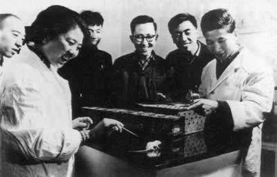 1965年8月3日我国首次人工合成了牛胰岛素结晶(2024-8-3已更新)