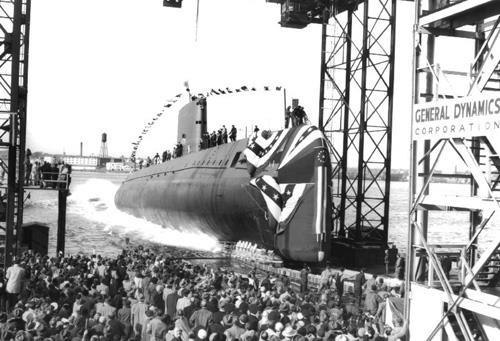 1958年8月3日美国制造的第一艘核动力潜艇 “鹦鹉螺”号穿过北极(2025-8-3已更新)