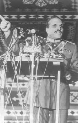 1988年8月17日巴基斯坦总统齐亚在飞行爆炸中死亡(2024-8-17已更新)