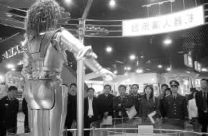 2002年8月18日国内科技馆首家数学厅在天津落成(2024-8-18已更新)